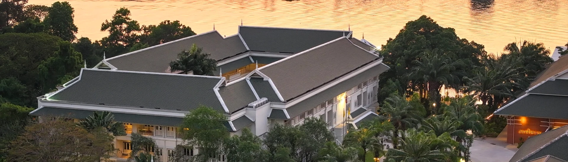 Kalanan Riverside Resort