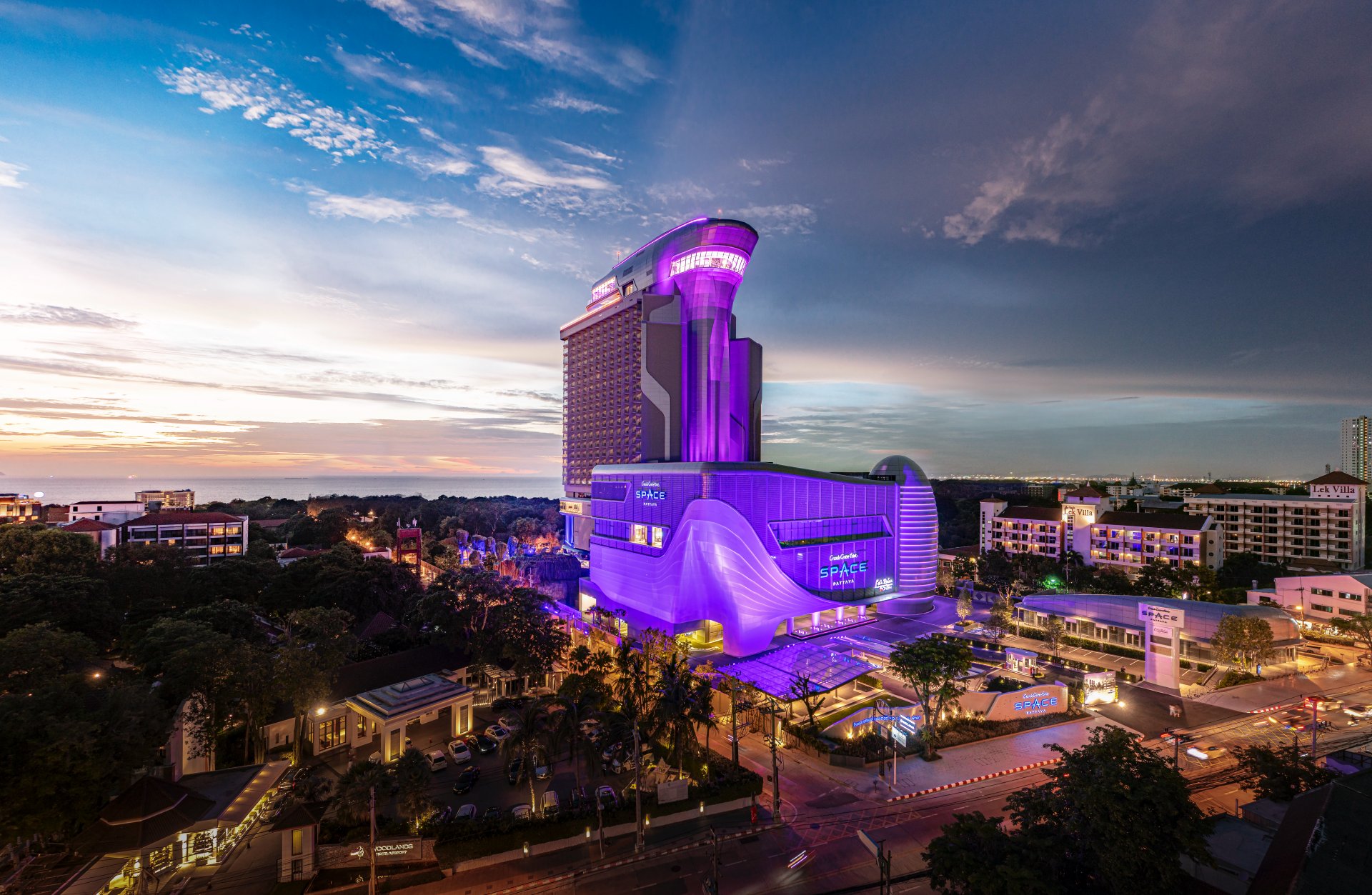 Grande Centre Point Hotels