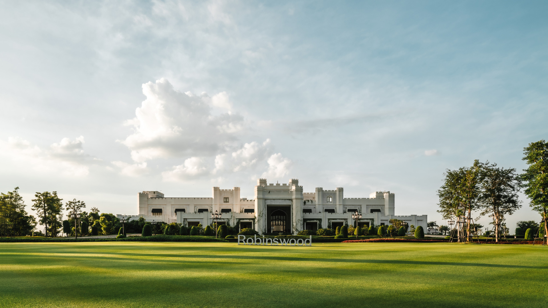 โครงการเรนวูด พาร์ค ลำลูกกา คลอง 11 (บริษัท อาร์ดับบลิว เวลเนส จำกัด)