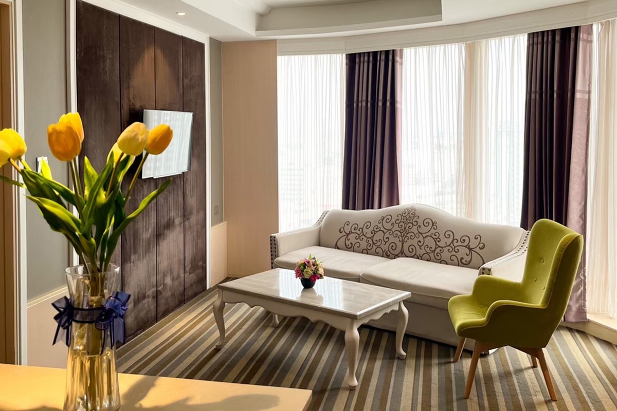 THE BAZAAR HOTEL BANGKOK