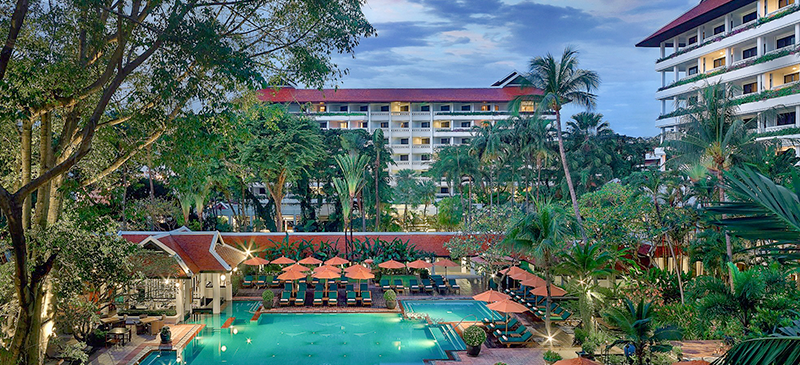 เซอร์วิสชาร์จ Anantara Riverside Bangkok Resort