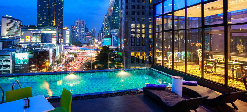 เซอร์วิสชาร์จ Hotel Clover Asoke